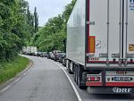 Удължава се забраната за преминаване на тежкотоварни автомобили през прохода „Петрохан“